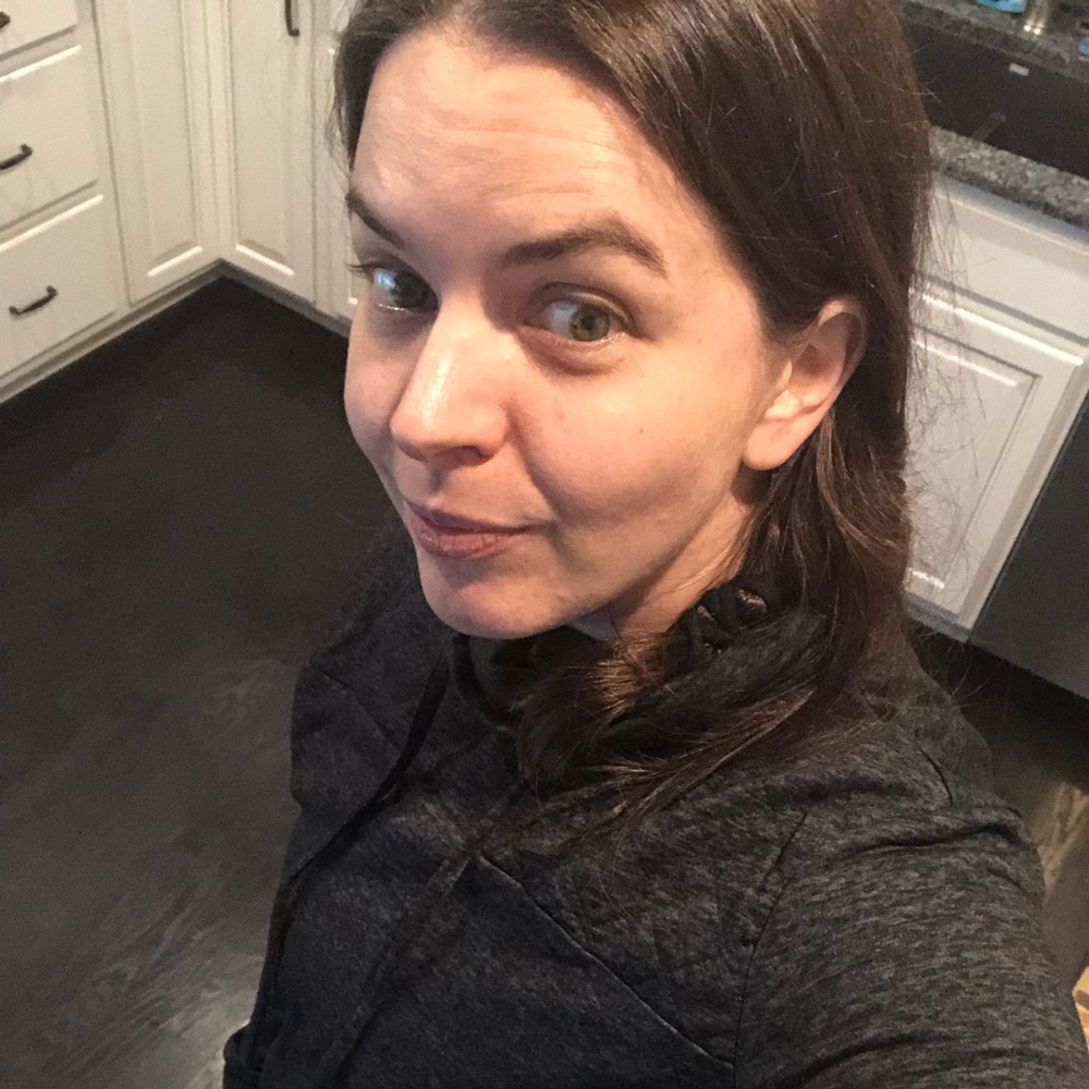 Meet your Posher, Carrie